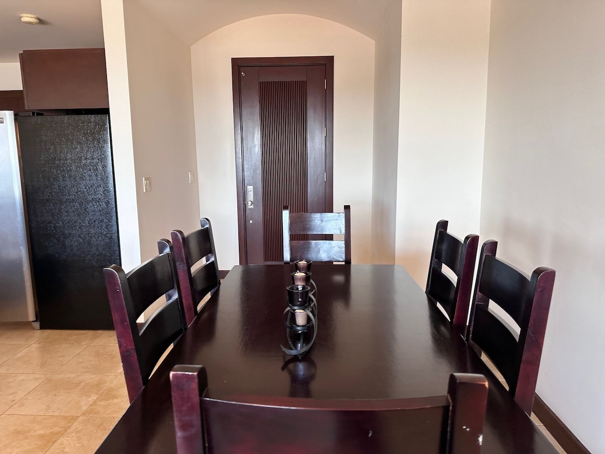 E201 dining table for six